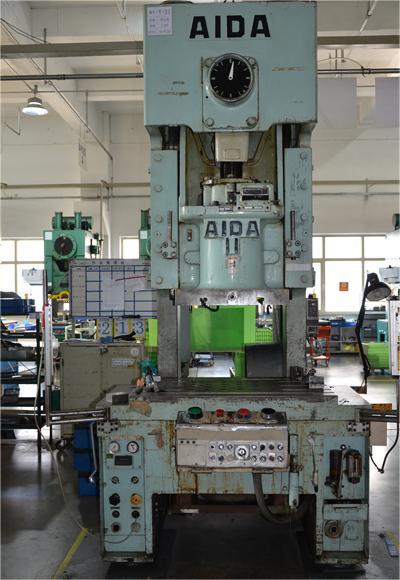 5、110T單點順送沖壓機2.JPG